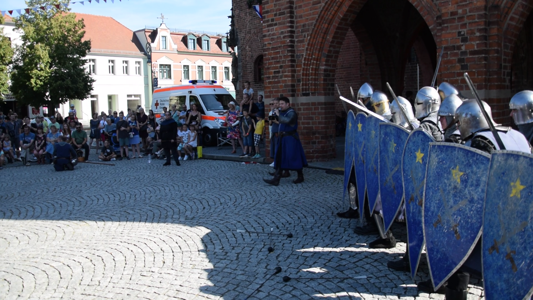 Schützen gegen Schildwall